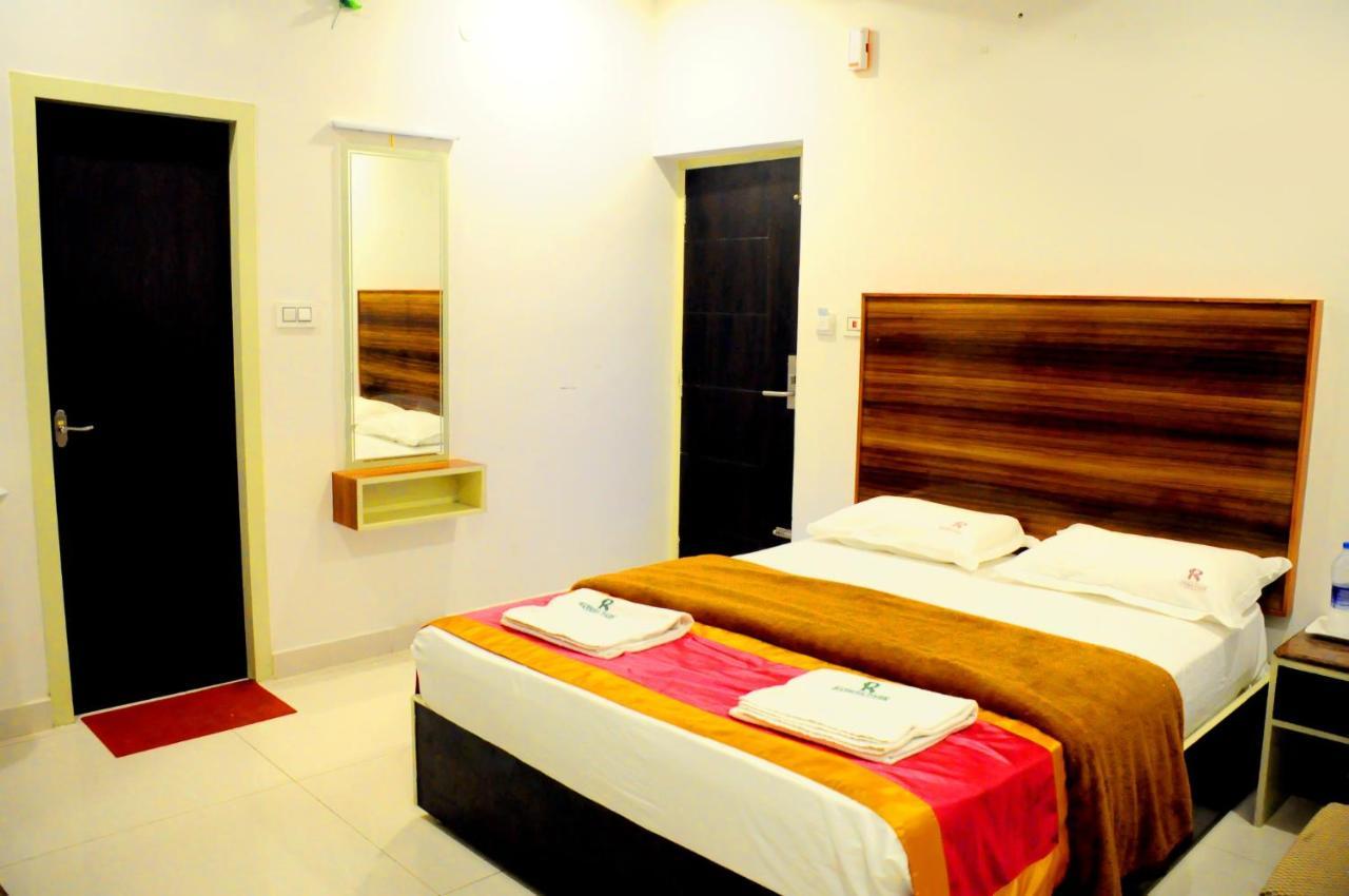 Hotel Rathna Park Perambalur Экстерьер фото