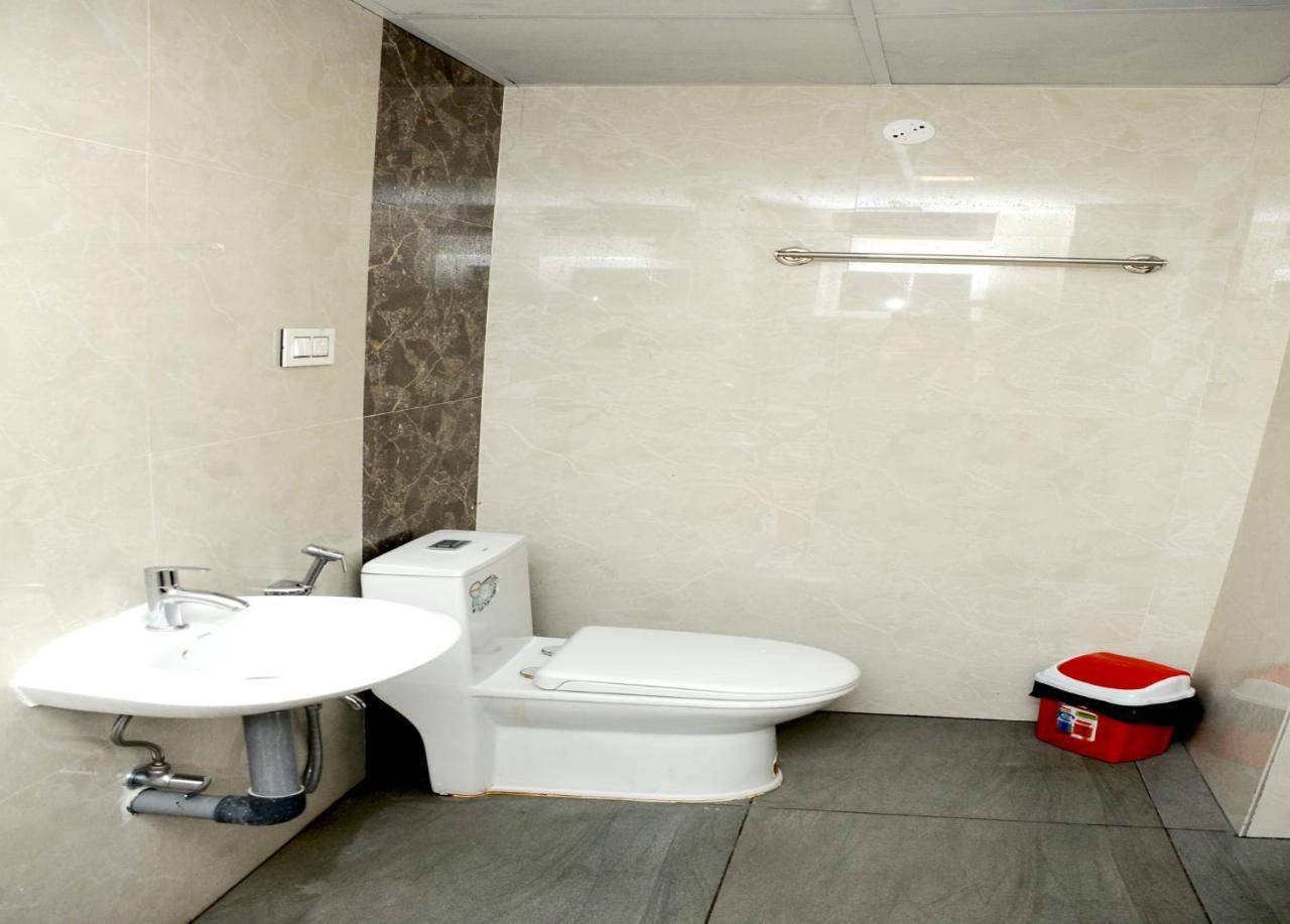 Hotel Rathna Park Perambalur Экстерьер фото