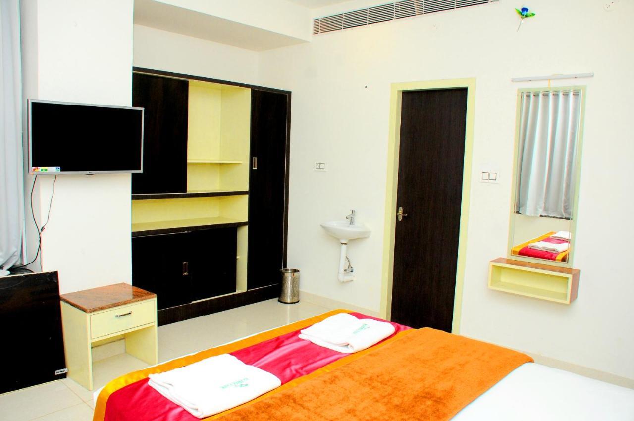 Hotel Rathna Park Perambalur Экстерьер фото